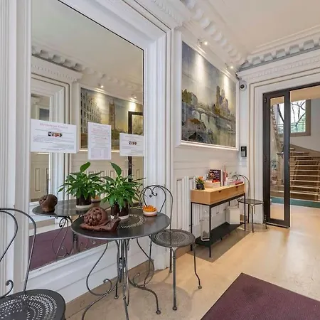 Le Dujardin - Passy Tour Eiffel A Pied - 4 Personnes- Climatisation - Vue Sur Cour